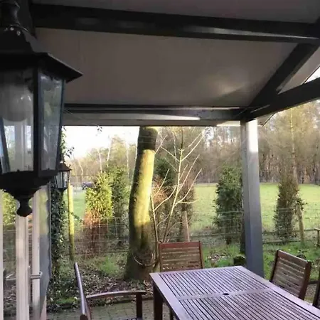 Heerlijk In Prachtige Bosrijke Omgeving. Semesterbostad Putten