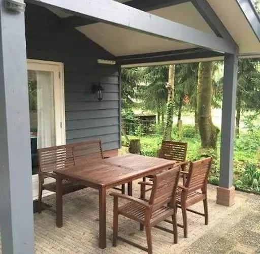 Holiday home Heerlijk In Prachtige Bosrijke Omgeving.